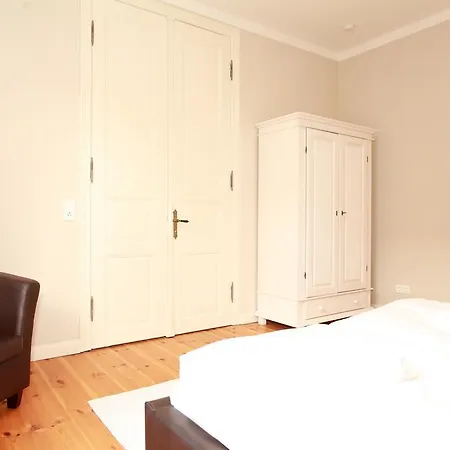 Ferienwohnung Warnemuende In Der Stadtvilla L Rostock Room photo