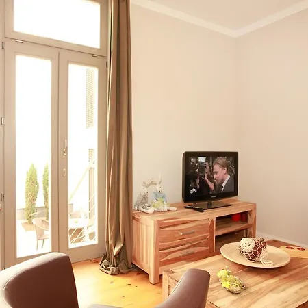 Ferienwohnung Warnemuende In Der Stadtvilla L Rostock Room photo