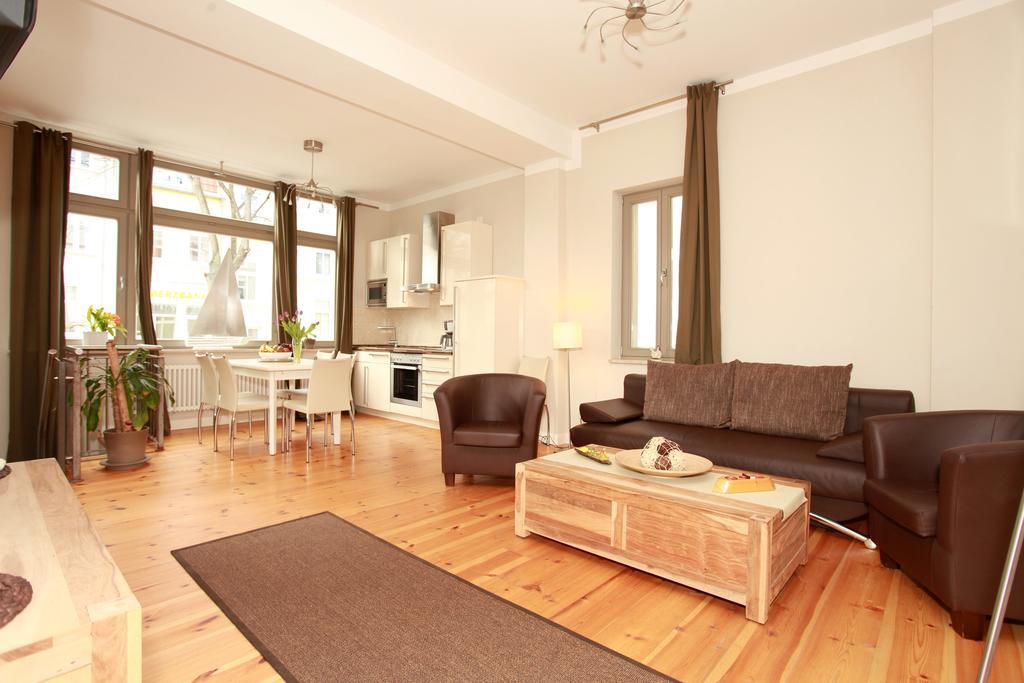 Warnemuende In Der Stadtvilla L Apartment Rostock