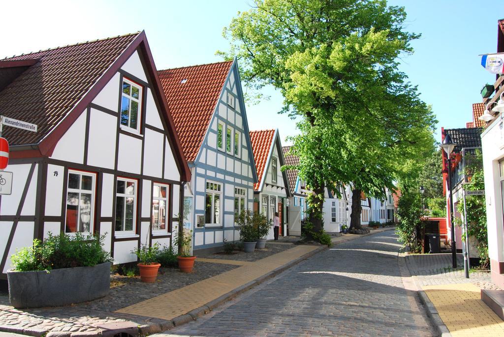 Warnemuende In Der Stadtvilla L Apartment *